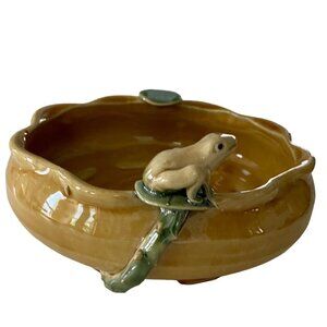 Ceramic Bowl Or Planter With Frog and Lily Pad NEW